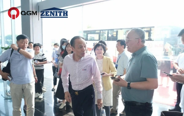 제3회 중독 과학기술 포럼 참가자들이 QGM을 방문했습니다.