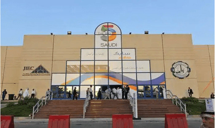 전시회 뉴스|Quangong Machinery Company는 국제 건축 및 건설 박람회인 BIG 5 Saudi 2022에서 ZENITH 장비를 화려한 데뷔했습니다.